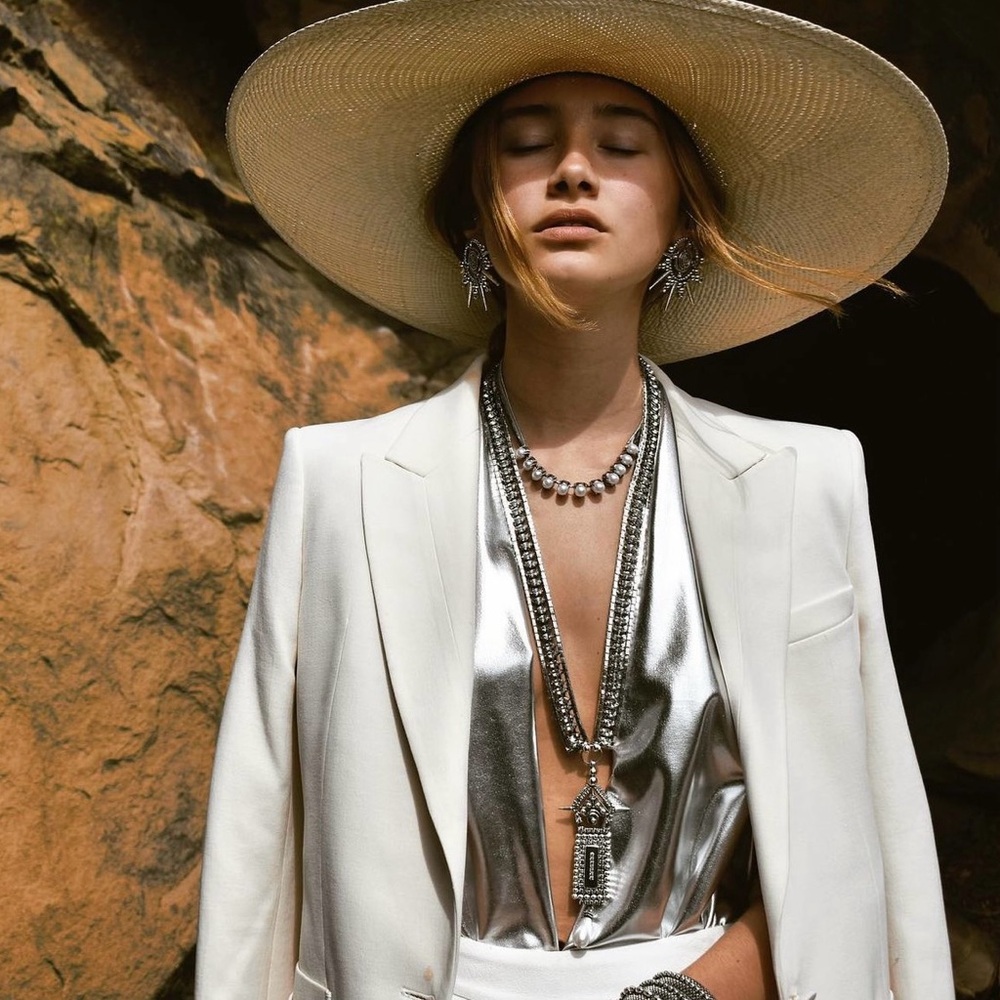 Dylanlex Cruz Necklace - Picture 4 of 10